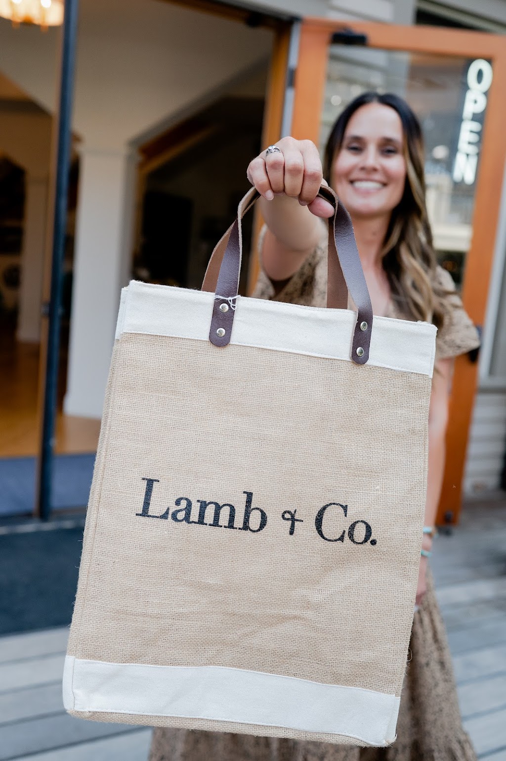 Lamb & Co. Storefront | 801 1st St, Snohomish, WA 98290, USA | Phone: (425) 214-1294