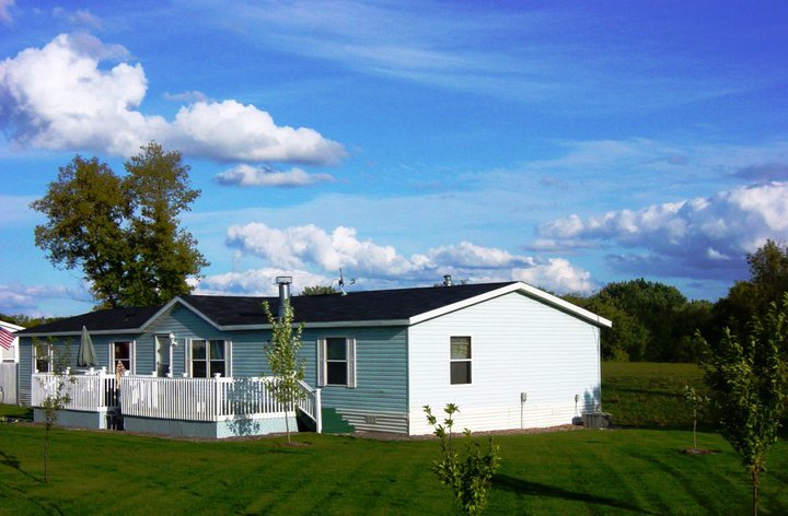 Riverview Terrace Mobile Home Park | 300 Ehlers Ave, Chaska, MN 55318, USA | Phone: (952) 448-2333