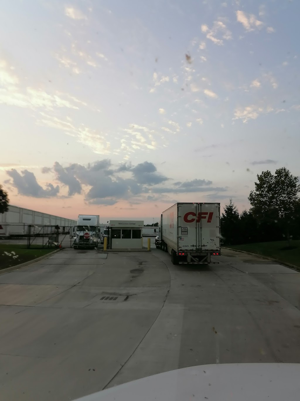 DSC Logistics, Inc | 125 Enterprise Pkwy, West Jefferson, OH 43162, USA | Phone: (614) 879-9685
