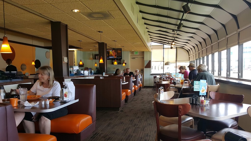 Village Inn | 1837 Fremont Dr, Cañon City, CO 81212, USA | Phone: (719) 275-7113