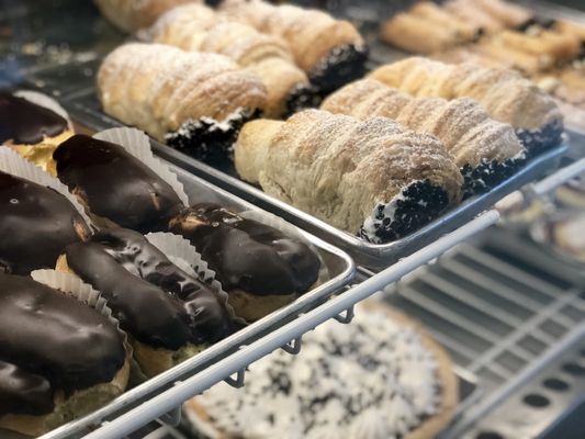 Robertos Bakery | 23807 Van Born Rd, Taylor, MI 48180, USA | Phone: (313) 292-6621