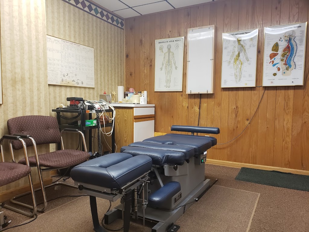 Holen Family Chiropractic | 301 W Michigan Ave, Clinton, MI 49236, USA | Phone: (517) 456-7411