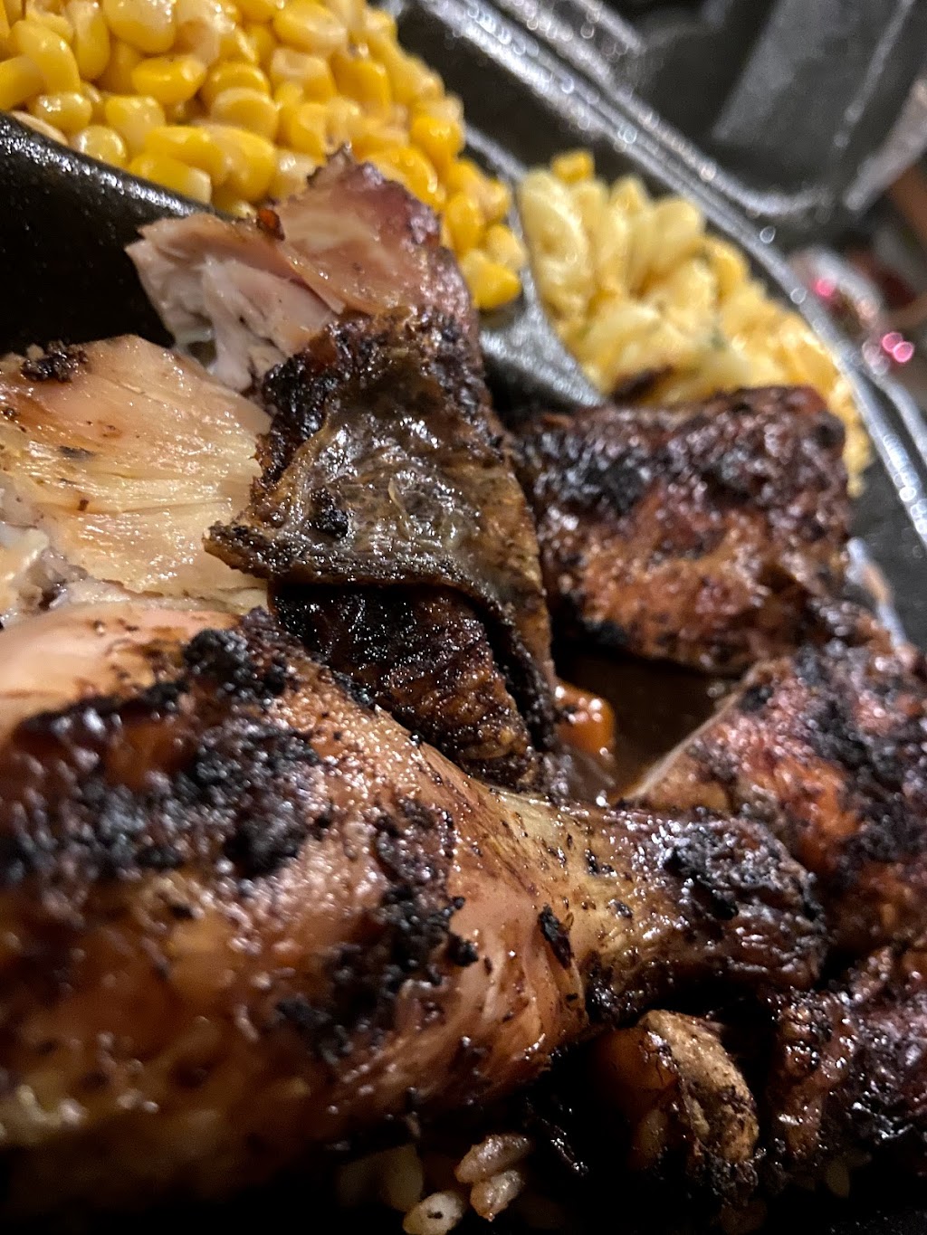 Jerk-N-Go Homewood | 813 Maple Ave, Homewood, IL 60430, USA | Phone: (708) 799-5969