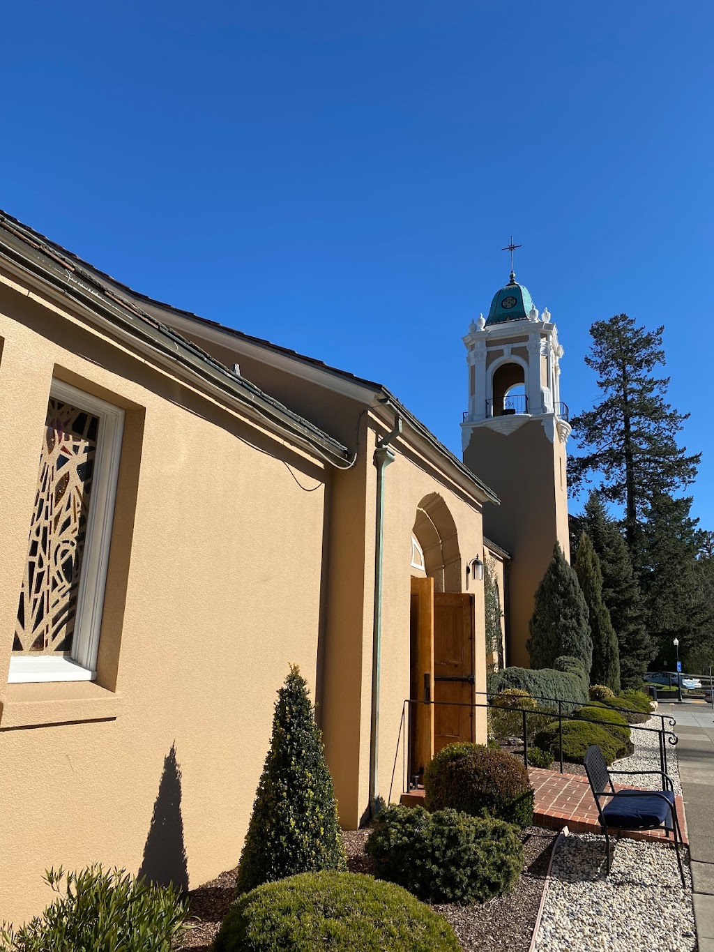 St Patricks Church | 114 King St, Larkspur, CA 94939, USA | Phone: (415) 924-0600