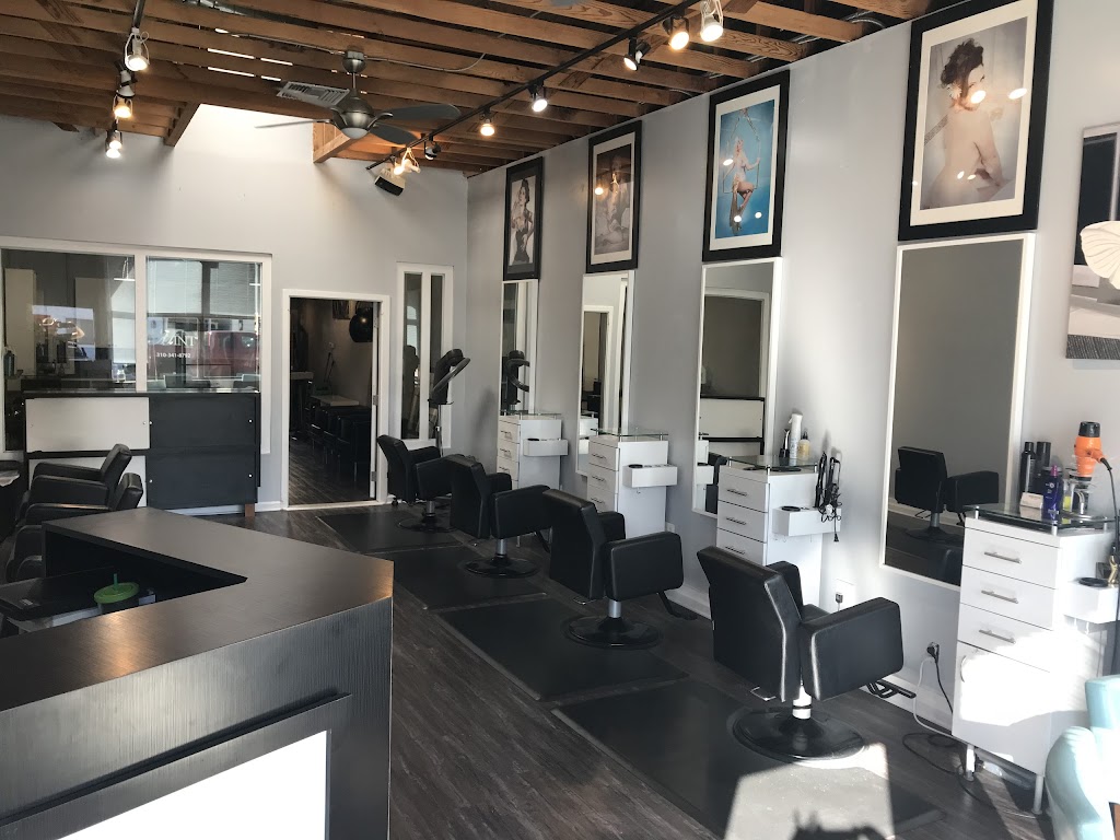 Crush Salon - Hermosa Beach | 69 14th St, Hermosa Beach, CA 90254, USA | Phone: (310) 341-8792