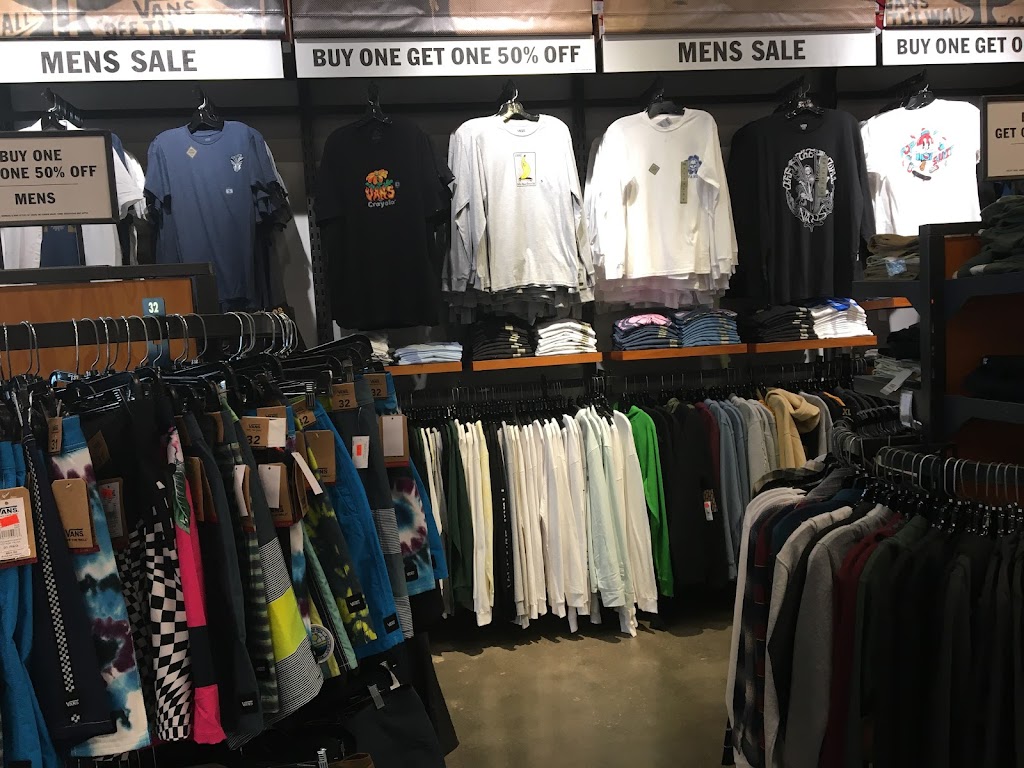 Vans | 1155 Buck Creek Rd Suite 212, Simpsonville, KY 40067, USA | Phone: (502) 722-5681