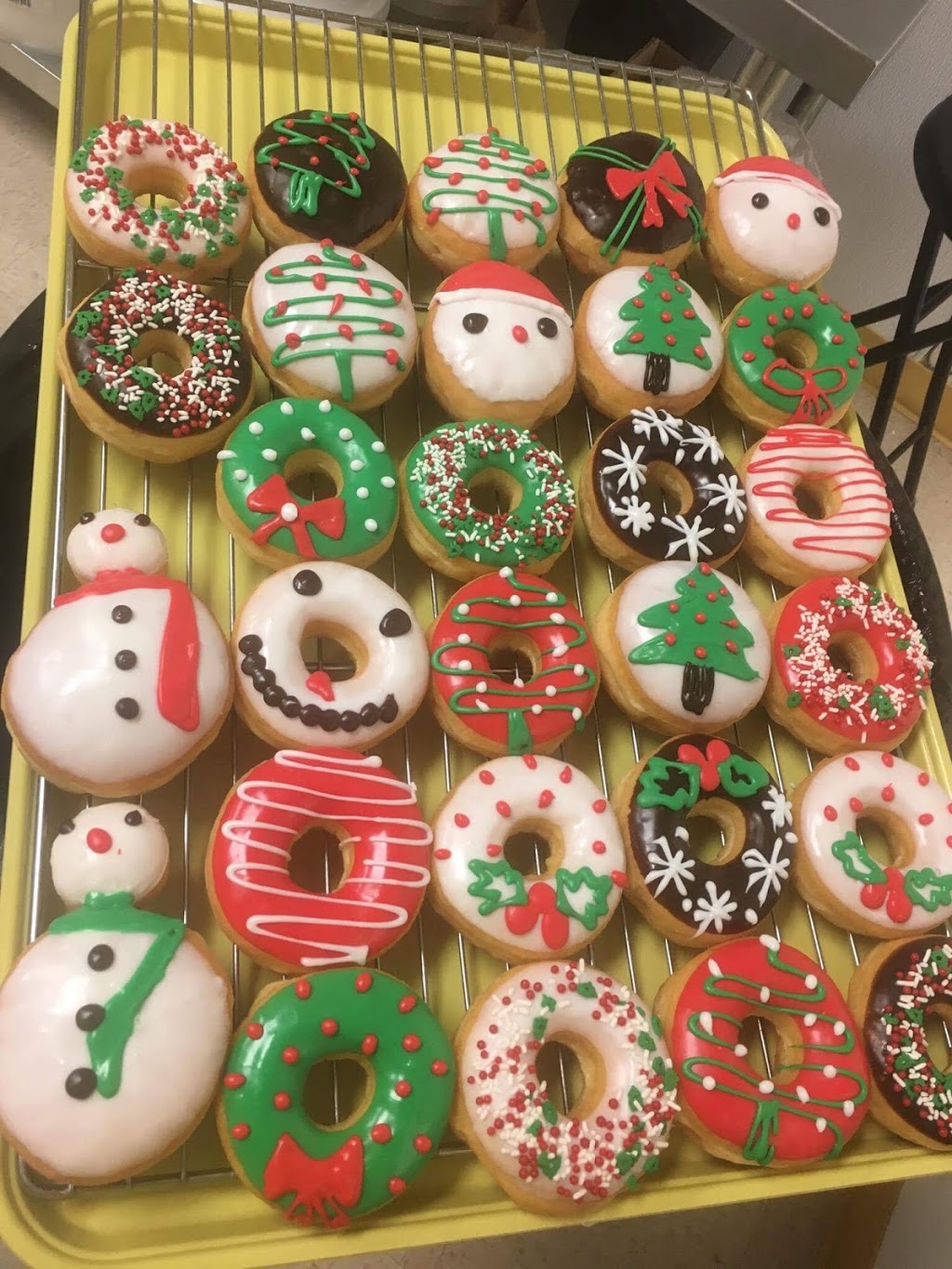 Mornin Donuts | 6501 S Congress Ave Ste 2-203, Austin, TX 78745, USA | Phone: (512) 394-5609