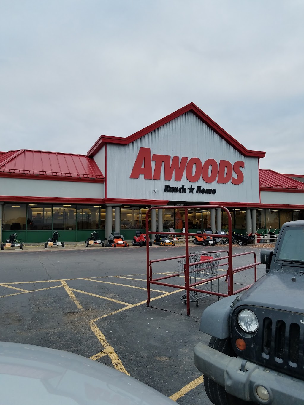 Atwoods of Broken Arrow | 2351 E Kenosha St, Broken Arrow, OK 74012, USA | Phone: (918) 355-1300