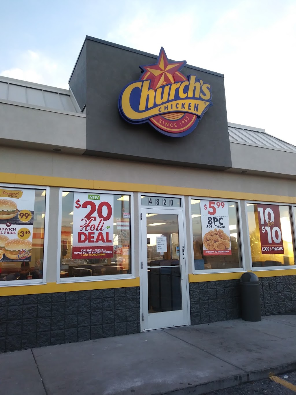 Churchs Texas Chicken | 4820 Chambers Rd, Denver, CO 80239 | Phone: (303) 375-7664