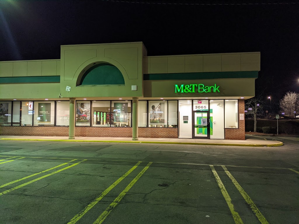 M&T Bank | 3065 Niagara Falls Blvd, Amherst, NY 14228, USA | Phone: (716) 691-0301