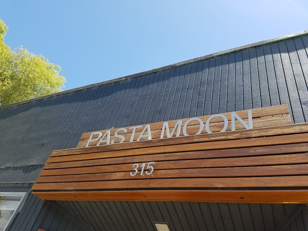 Pasta Moon | 845 Main St, Half Moon Bay, CA 94019, USA | Phone: (650) 726-5125