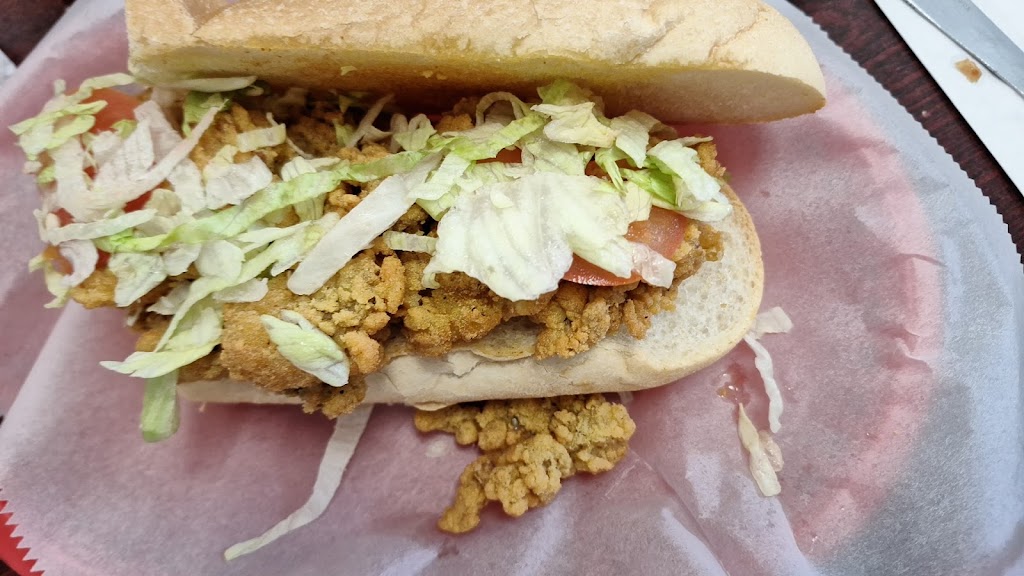 Dans Poboys and Seafood | 4405 E Aloha Dr Suite H, Diamondhead, MS 39525, USA | Phone: (228) 254-5350