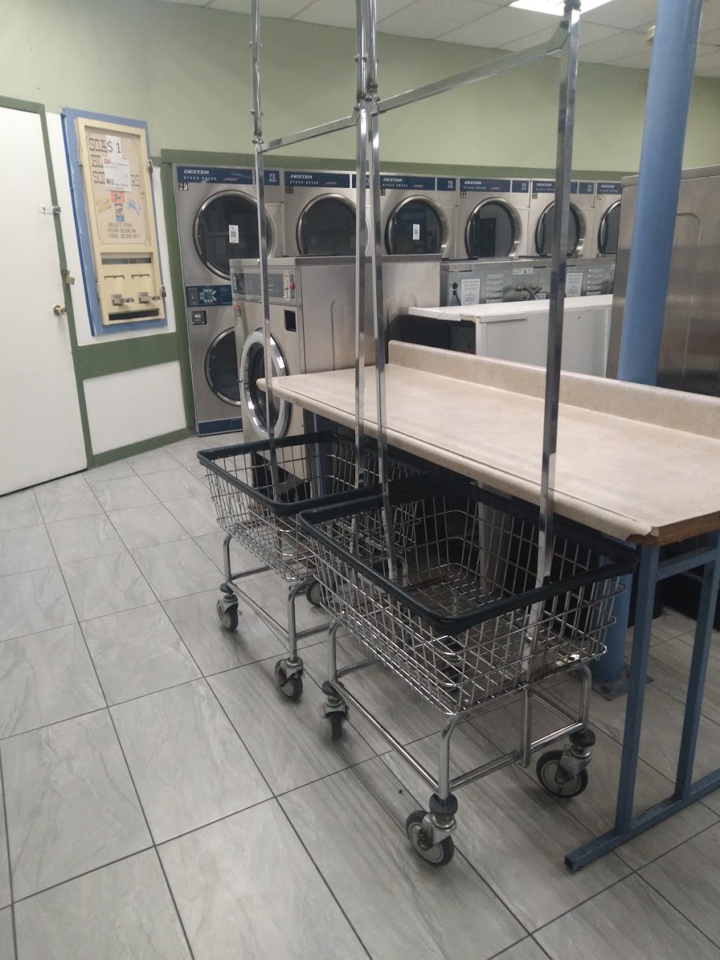 Arlington Laundry Free Dry Free Detergent | 2246 N Collins St, Arlington, TX 76011, USA | Phone: (682) 232-9333