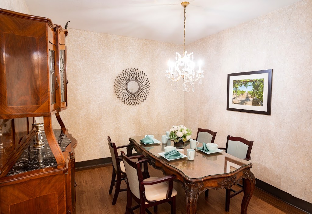 Park Regency Retirement Center | 1750 W La Habra Blvd, La Habra, CA 90631, USA | Phone: (714) 441-1164