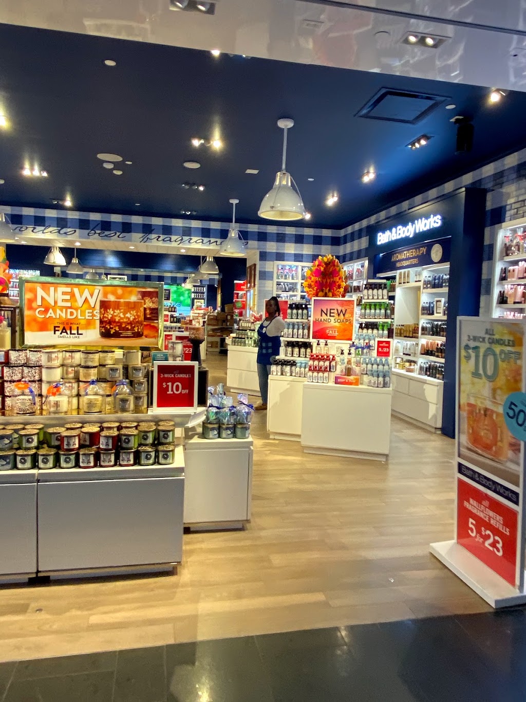 Bath & Body Works | 700 Paramus Park, Paramus, NJ 07652, USA | Phone: (201) 986-9788