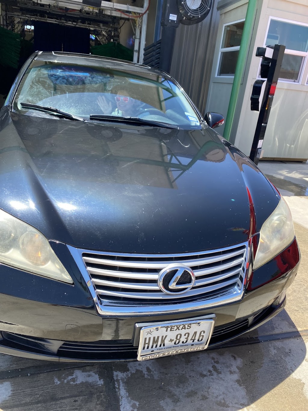 Splash N Foam Car Wash | 705 Fannin St, George West, TX 78022, USA | Phone: (361) 449-5652