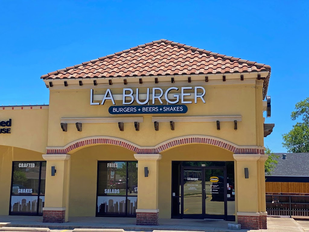 LA Burger | 210 N Main St, Grapevine, TX 76051, USA | Phone: (817) 527-6361