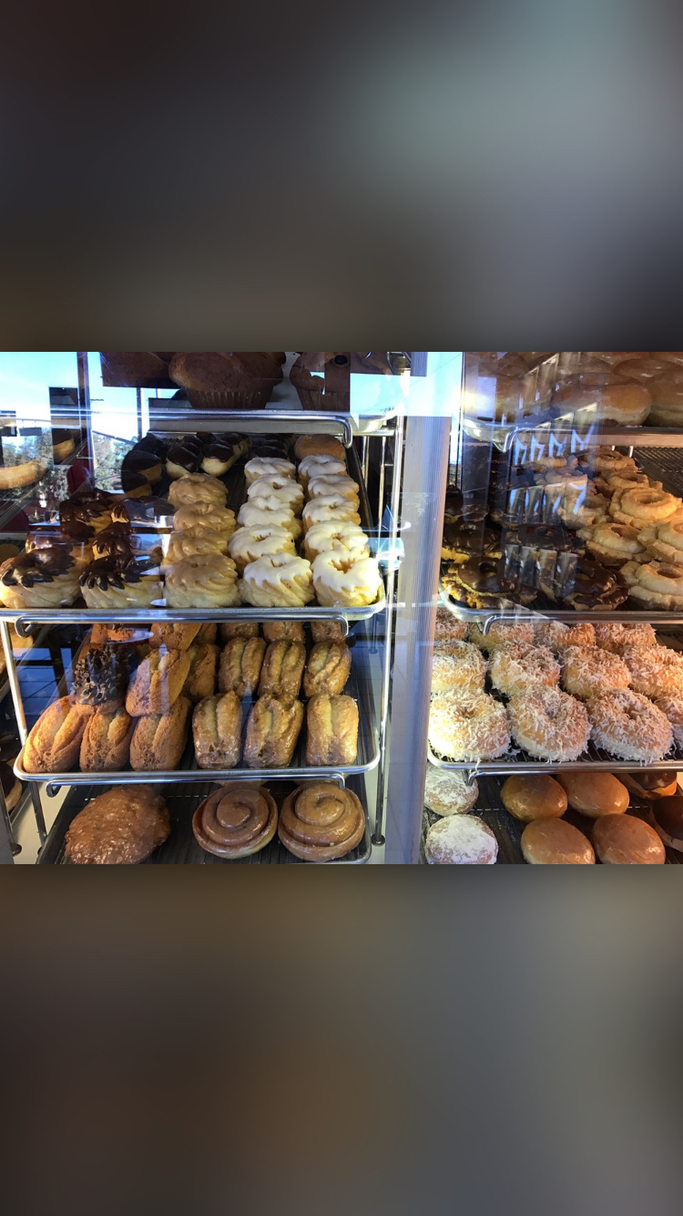 K.Inn Donuts | 9722 1/2 Woodman Ave, Arleta, CA 91331, USA | Phone: (818) 485-5434