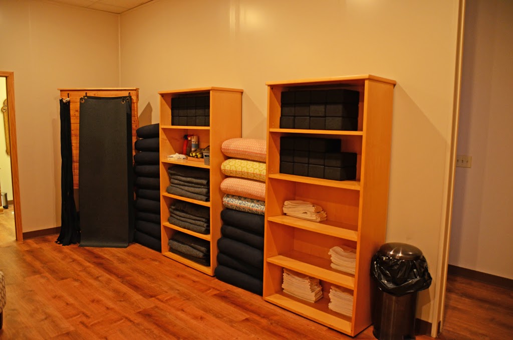 Dirty Feet Yoga & Wellness Studio | 7813 WI-60 Trunk, Cedarburg, WI 53012, USA | Phone: (262) 618-4010