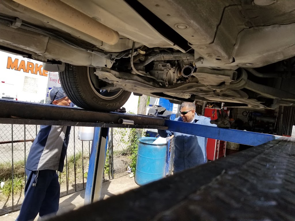 Ocampo Muffler & Radiator Auto Repair | 1701 Singleton Blvd, Dallas, TX 75212, USA | Phone: (214) 749-7089