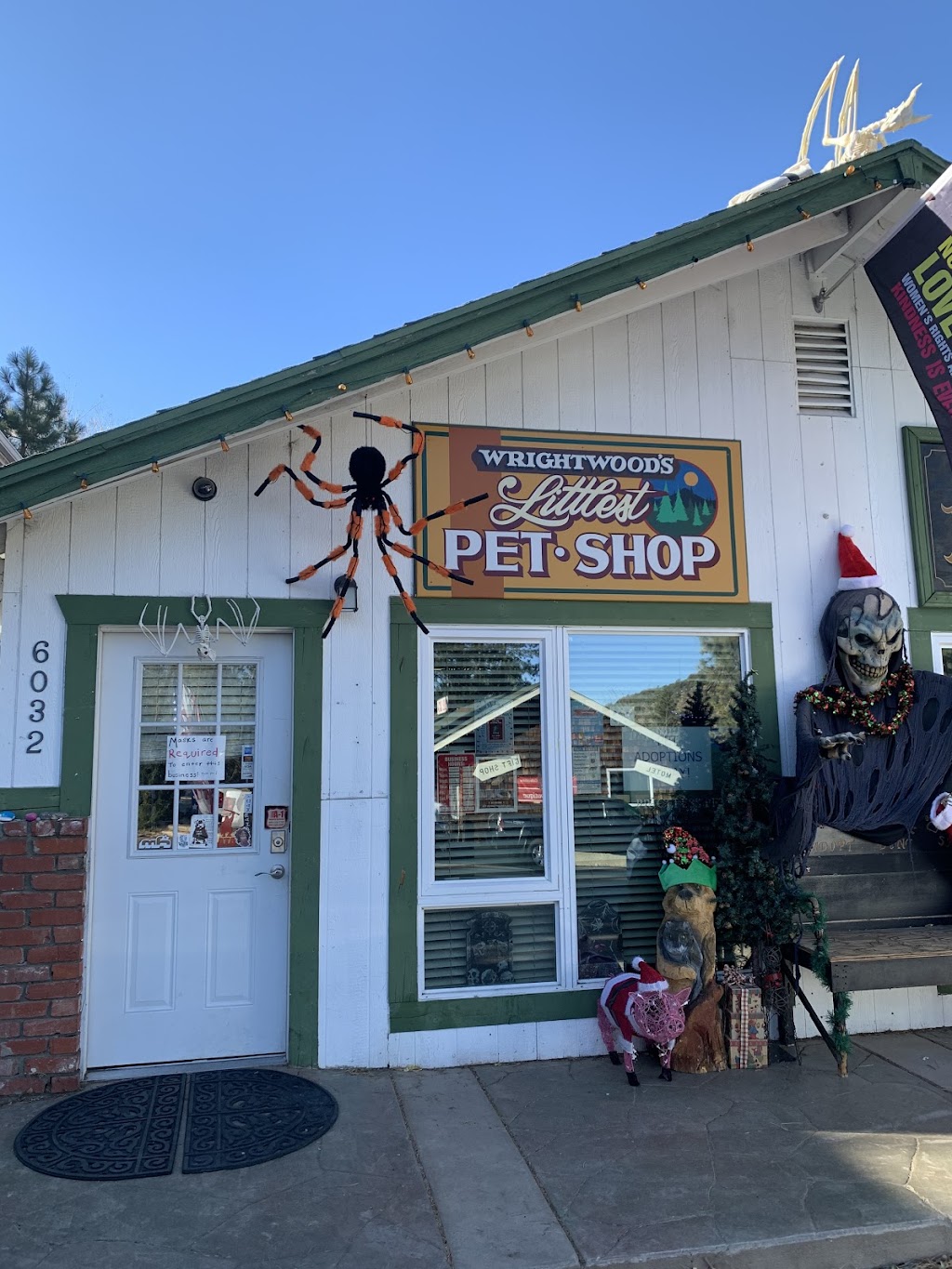 Wrightwoods Littlest Pet Shop | 6032 Cedar St, Wrightwood, CA 92397, USA | Phone: (909) 921-8790