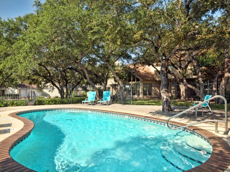 Pat Bruns, REALTOR, Avalar Real Estate | Ranch Rd 12, Wimberley, TX 78676, USA | Phone: (512) 376-8219