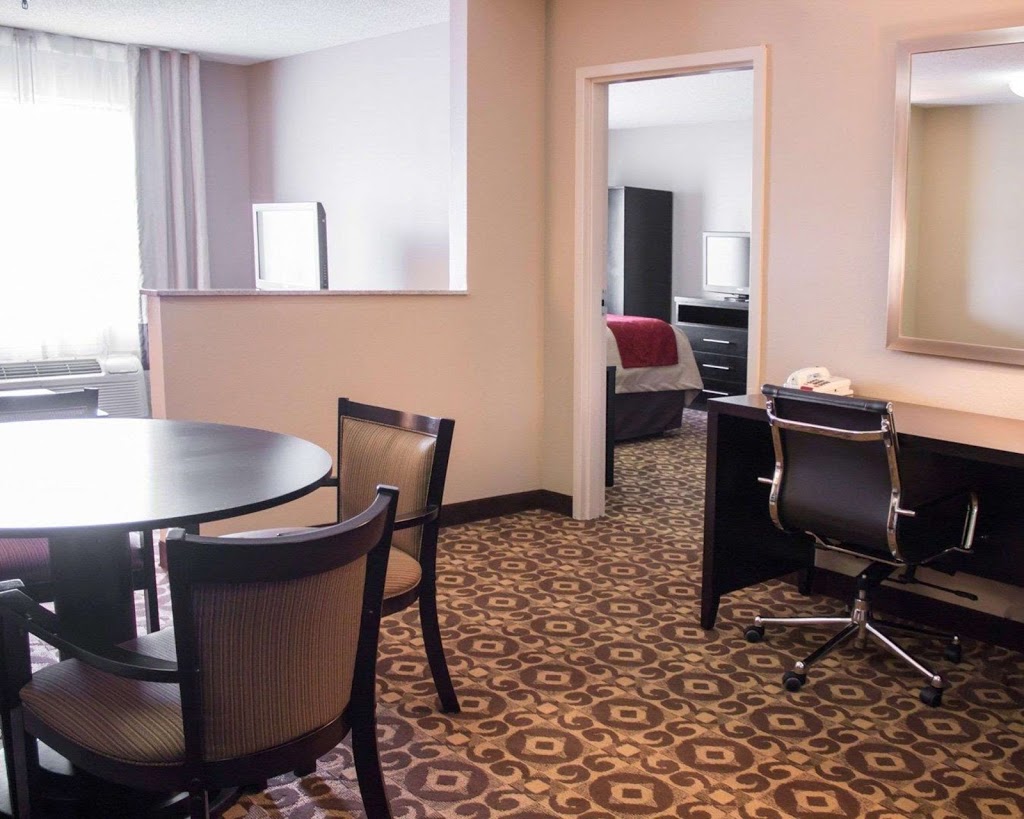 Comfort Inn & Suites Trussville I-59 Exit 141 | 4740 Norrell Dr, Trussville, AL 35173, USA | Phone: (205) 661-3636