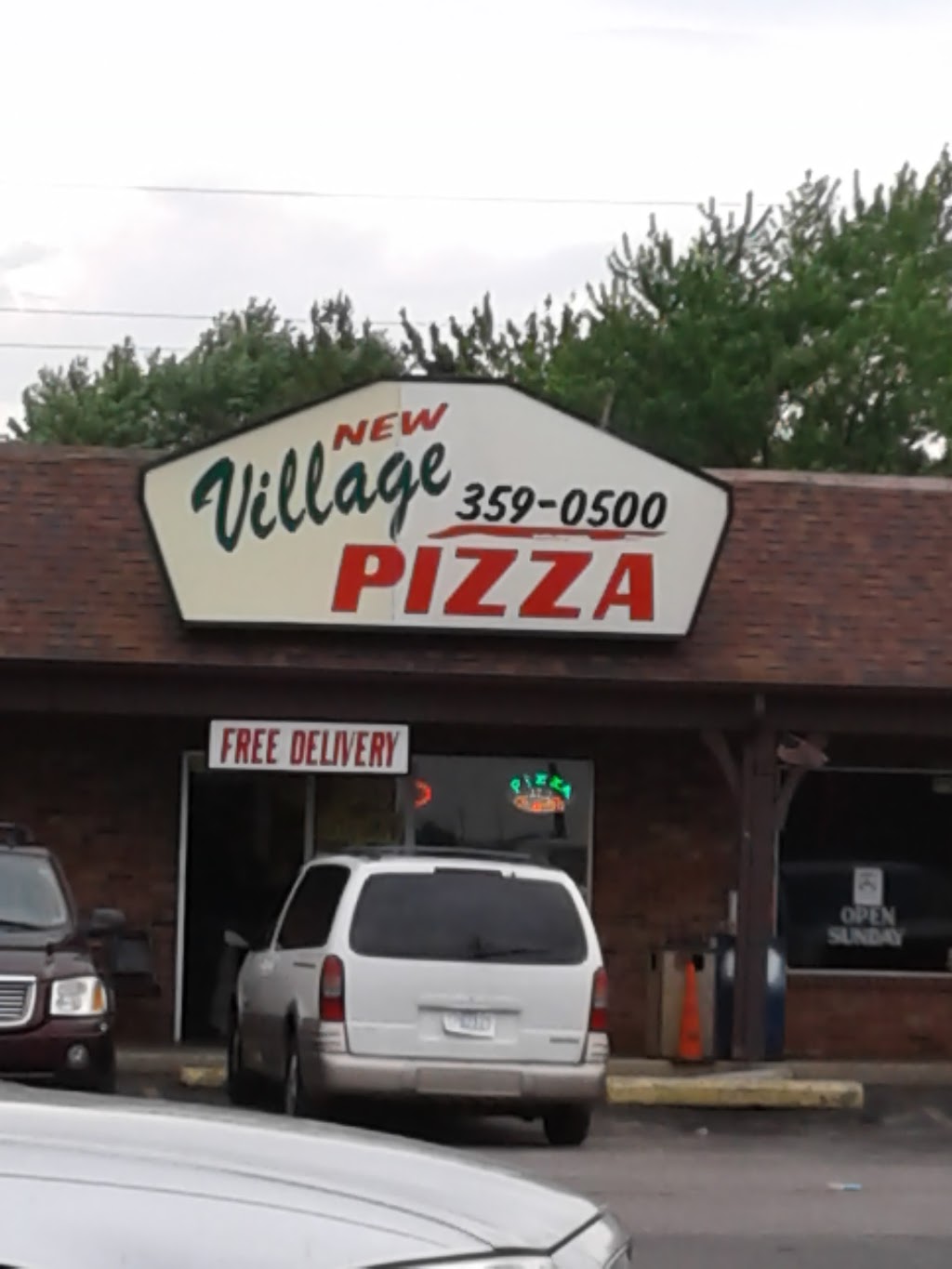Village Pizza | 2002 N Arlington Ave, Indianapolis, IN 46218, USA | Phone: (317) 359-0500