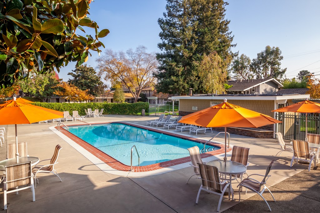 Parkwood Apartments | 1032 W Remington Dr, Sunnyvale, CA 94087, USA | Phone: (408) 338-0942