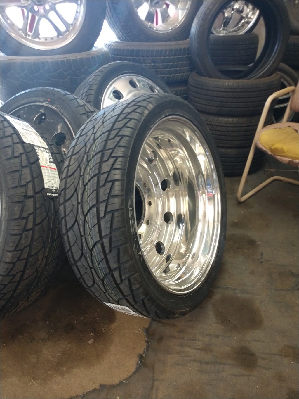 Big Boy Tires | 1300 Jimmie Kerr Blvd, Casa Grande, AZ 85122, USA | Phone: (520) 836-4833