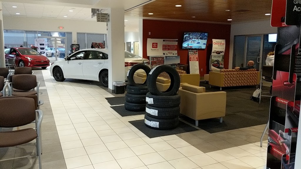 Spitzer Toyota Monroeville | 4710 William Penn Hwy, Monroeville, PA 15146, USA | Phone: (412) 388-2931