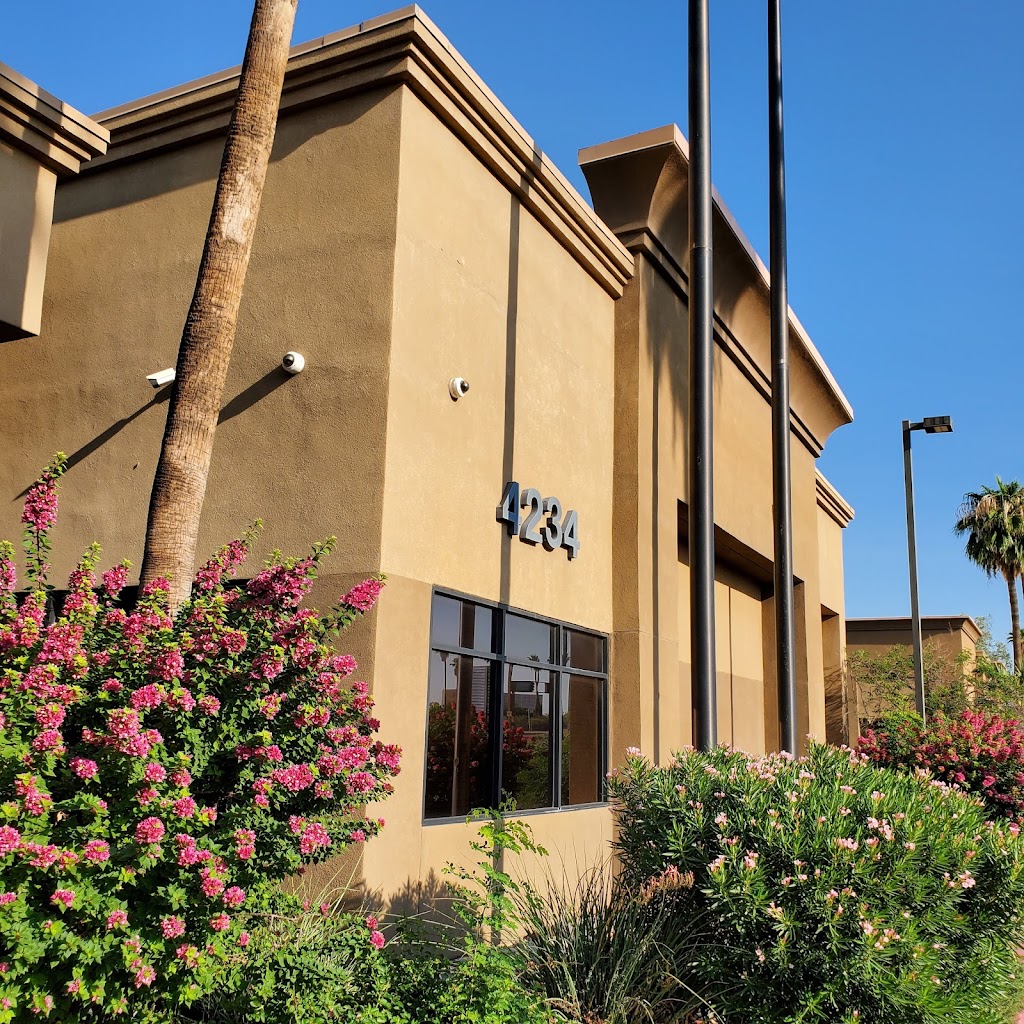 GreenTree Inn & Suites Phoenix Sky Harbor | 4234 S 48th St, Phoenix, AZ 85040, USA | Phone: (602) 438-8688