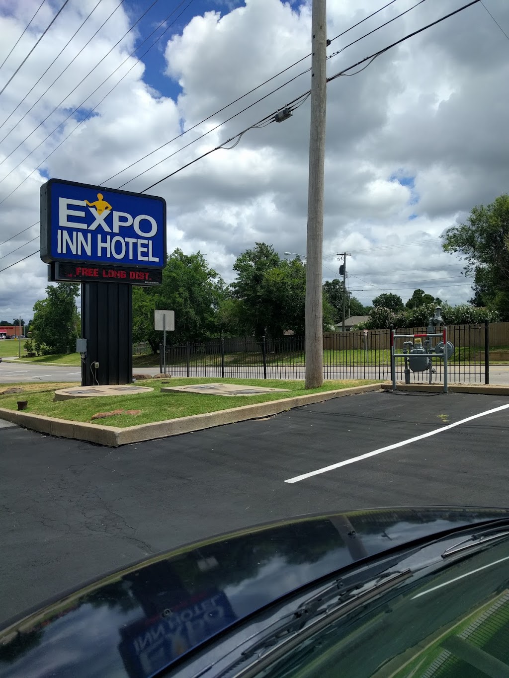Expo Inn | 4531 E 21st St, Tulsa, OK 74114, USA | Phone: (918) 858-3775