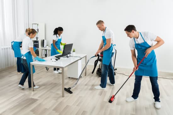 Solo Janitorial Services | 3879 W, Henson St, Riverdale, CA 93656, USA | Phone: (559) 707-3941