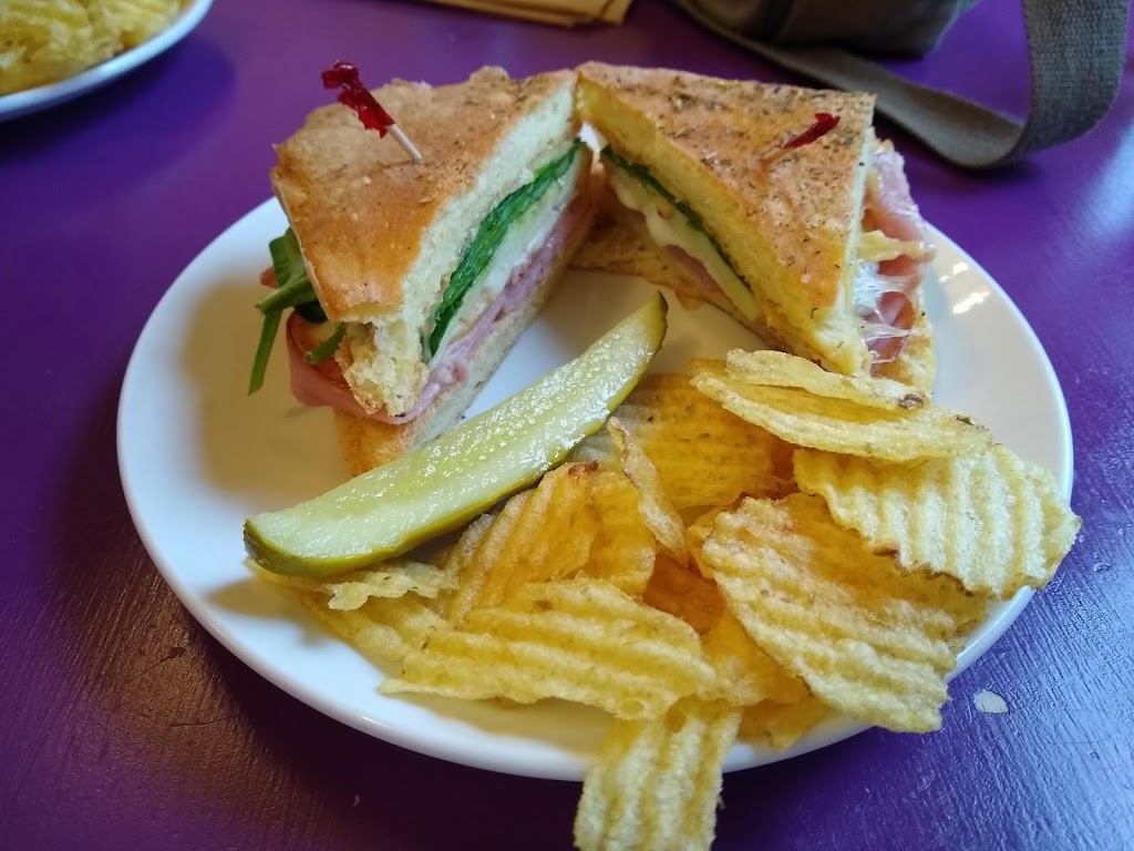 White Rabbit Bakery | 21368 Pacific Hwy E, Aurora, OR 97002, USA | Phone: (503) 267-9044