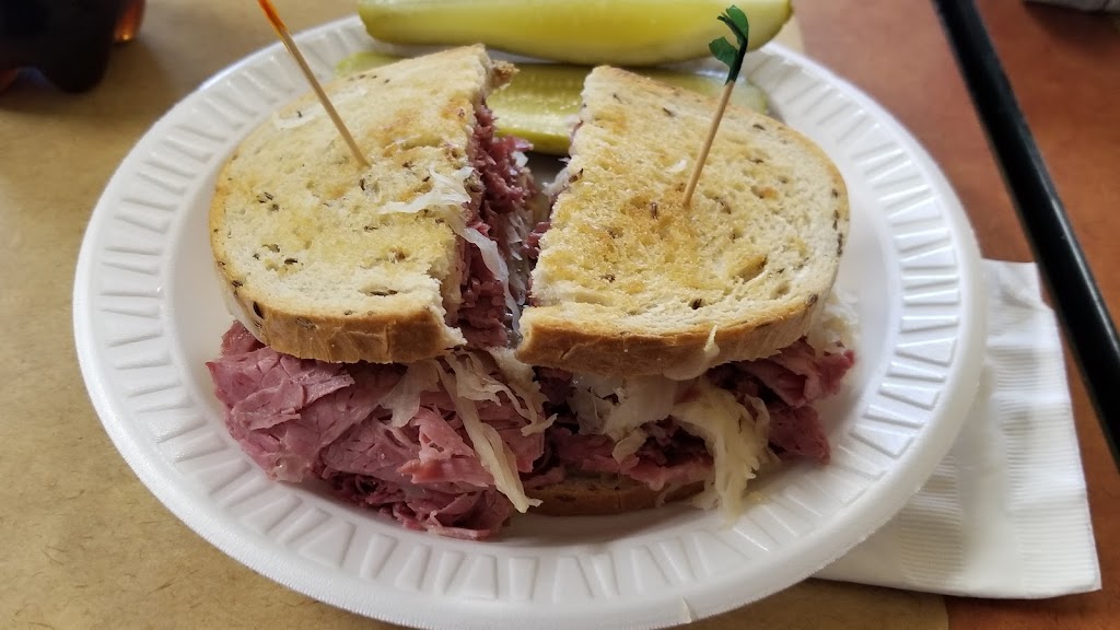 Old World Deli | 1667 Pearl Rd, Brunswick, OH 44212, USA | Phone: (330) 273-3245