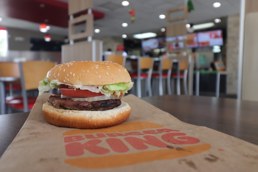 Burger King | 16730 SW 88th St, Miami, FL 33196 | Phone: (305) 383-2113