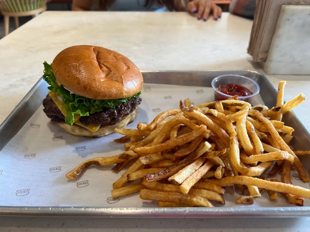 Hearthly Burger | 520 Broad St, Shrewsbury, NJ 07702, USA | Phone: (732) 704-3447