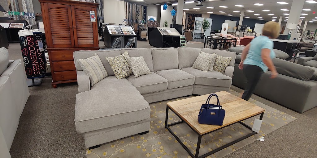 Haynes Furniture | 6550 Hull St Rd N North, Richmond, VA 23224, USA | Phone: (804) 276-1060