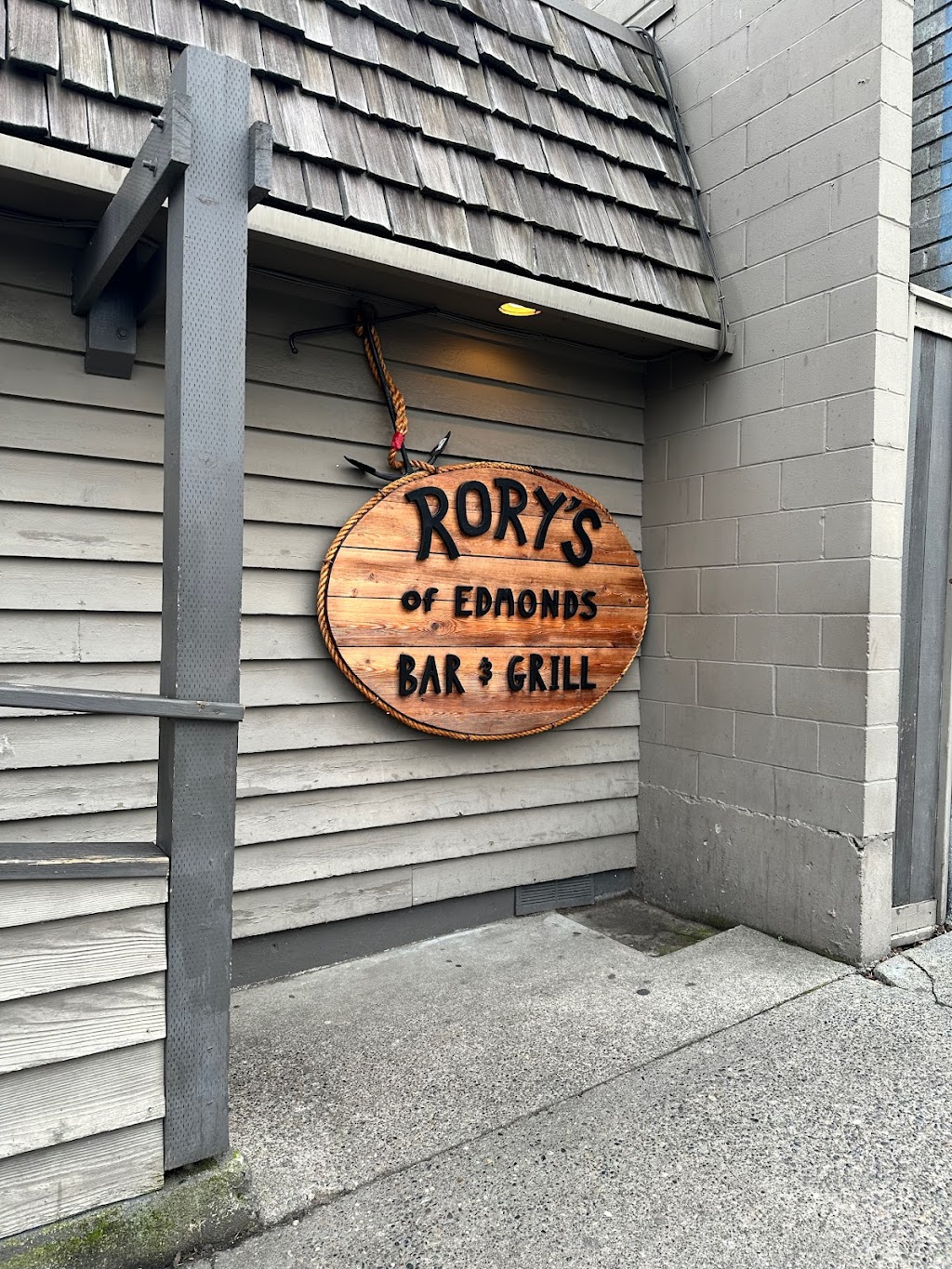 Rorys of Edmonds | 105 Main St, Edmonds, WA 98020, USA | Phone: (425) 778-3433