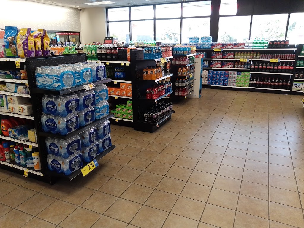 Kwik Shop | 1220 N Main St, Newton, KS 67114, USA | Phone: (800) 225-9702