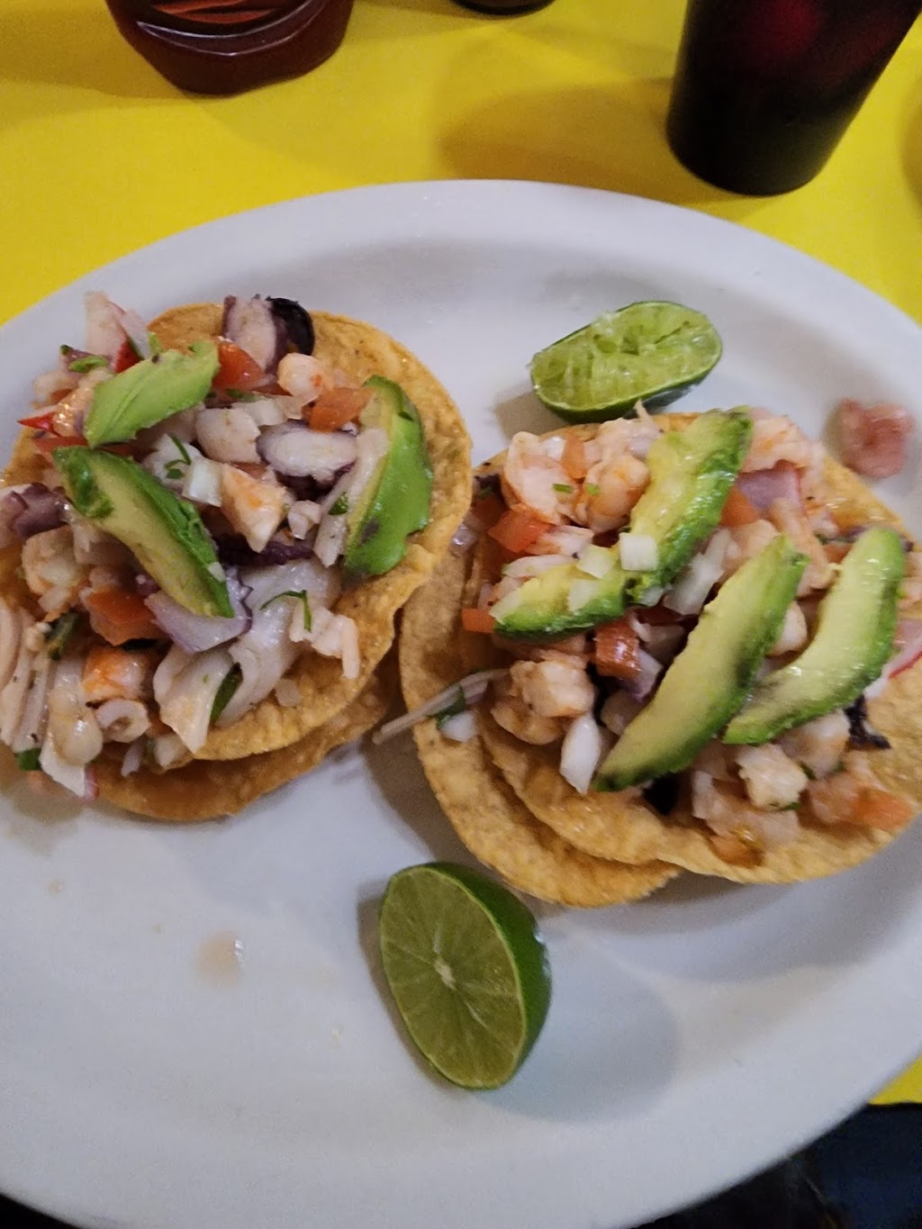 Lindo Acapulco | 3627 Rosecrans Ave, Hawthorne, CA 90250, USA | Phone: (310) 978-4958