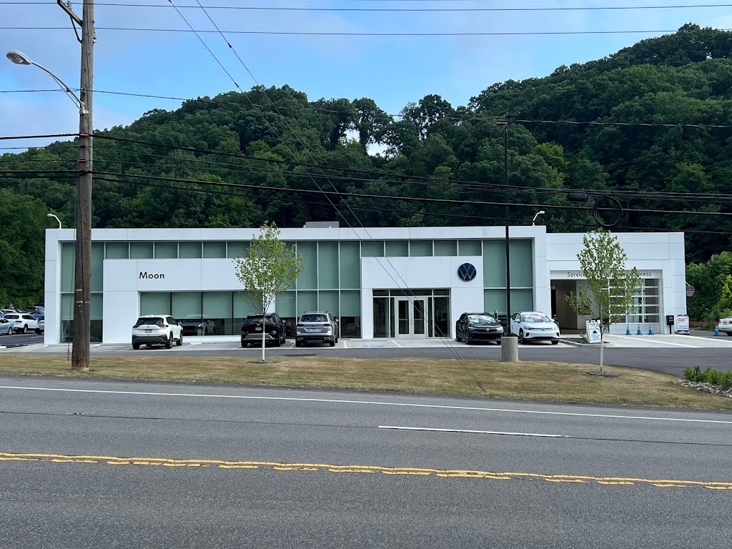 Volkswagen of Moon Township | 5252 University Blvd, Moon Twp, PA 15108, USA | Phone: (412) 631-7200