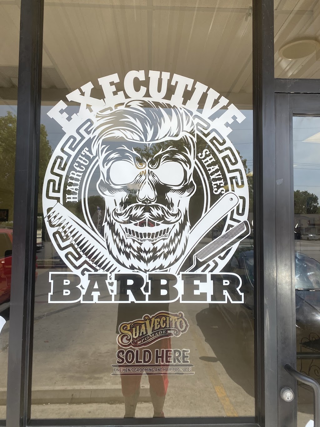 Executive barbers | 1750 S General McMullen Dr, San Antonio, TX 78237, USA | Phone: (210) 404-8417