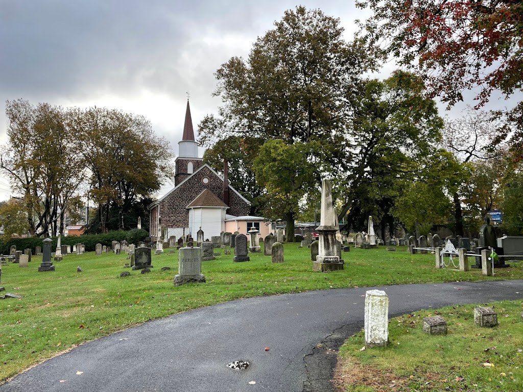 Ridgefield Cemetery | 1040 Edgewater Ave, Ridgefield, NJ 07657, USA | Phone: (201) 943-1231