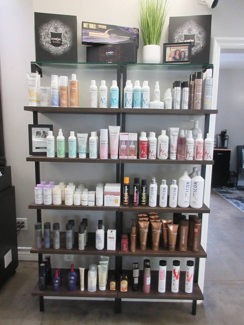 Salon Cheveux | 18782 Main St #1, Huntington Beach, CA 92648, USA | Phone: (714) 596-4000