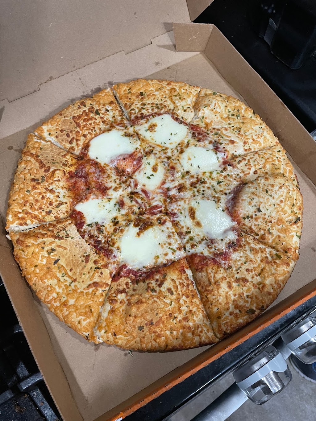 Little Caesars Pizza | 404 S 3rd St, Youngwood, PA 15697, USA | Phone: (724) 635-0626