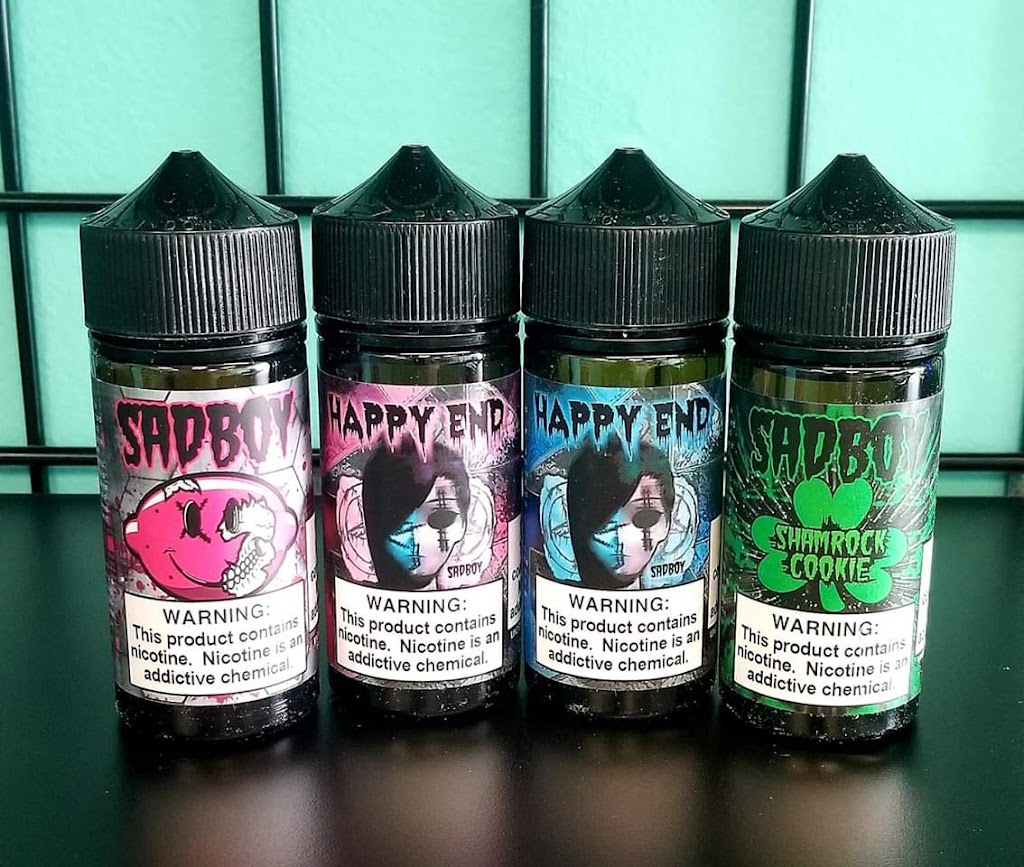 Vaporworld & CBD 4 Real NewTowne SQ | 236 New Towne Square Dr, Toledo, OH 43612, USA | Phone: (419) 478-7777