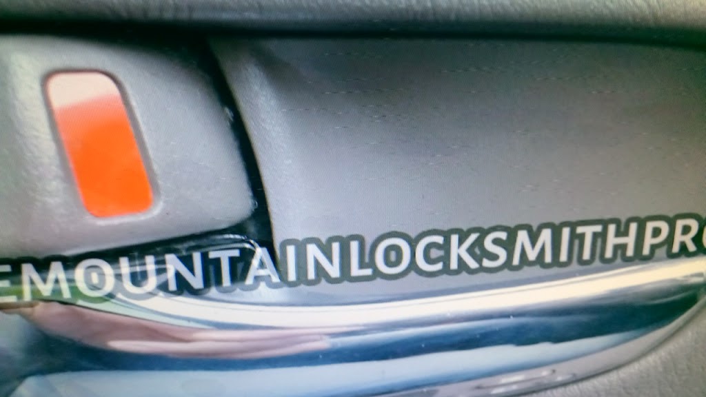 Stone Mountain Locksmith Pro | 5742 Forrest Ct SW, Stone Mountain, GA 30087, USA | Phone: (678) 733-9207