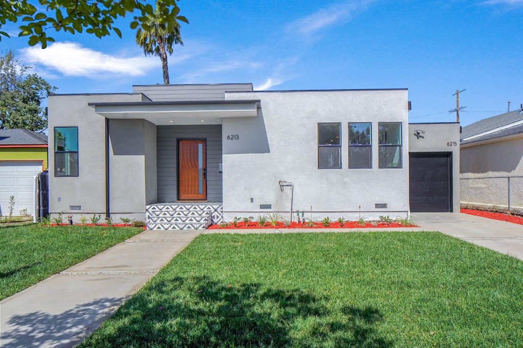 Three Lions Realty | 8938 Kittyhawk Ave, Los Angeles, CA 90045, USA | Phone: (323) 363-6250